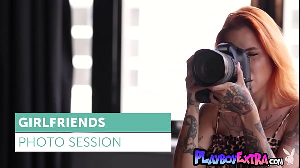 Petite latina lesbian Ana Almeida posing naked for her hot GF Elfa Floria