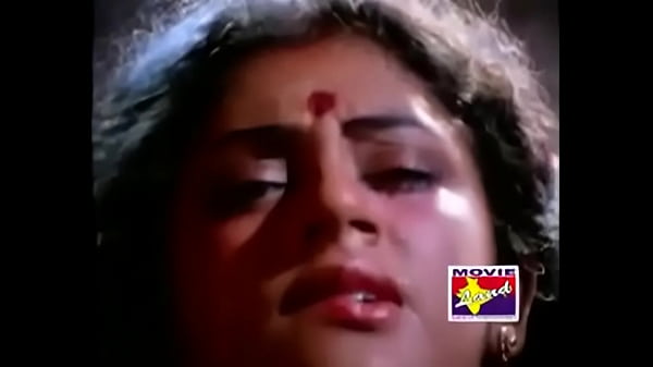 Sobhana hot sex in Idhu Namma Aalu – YouTube